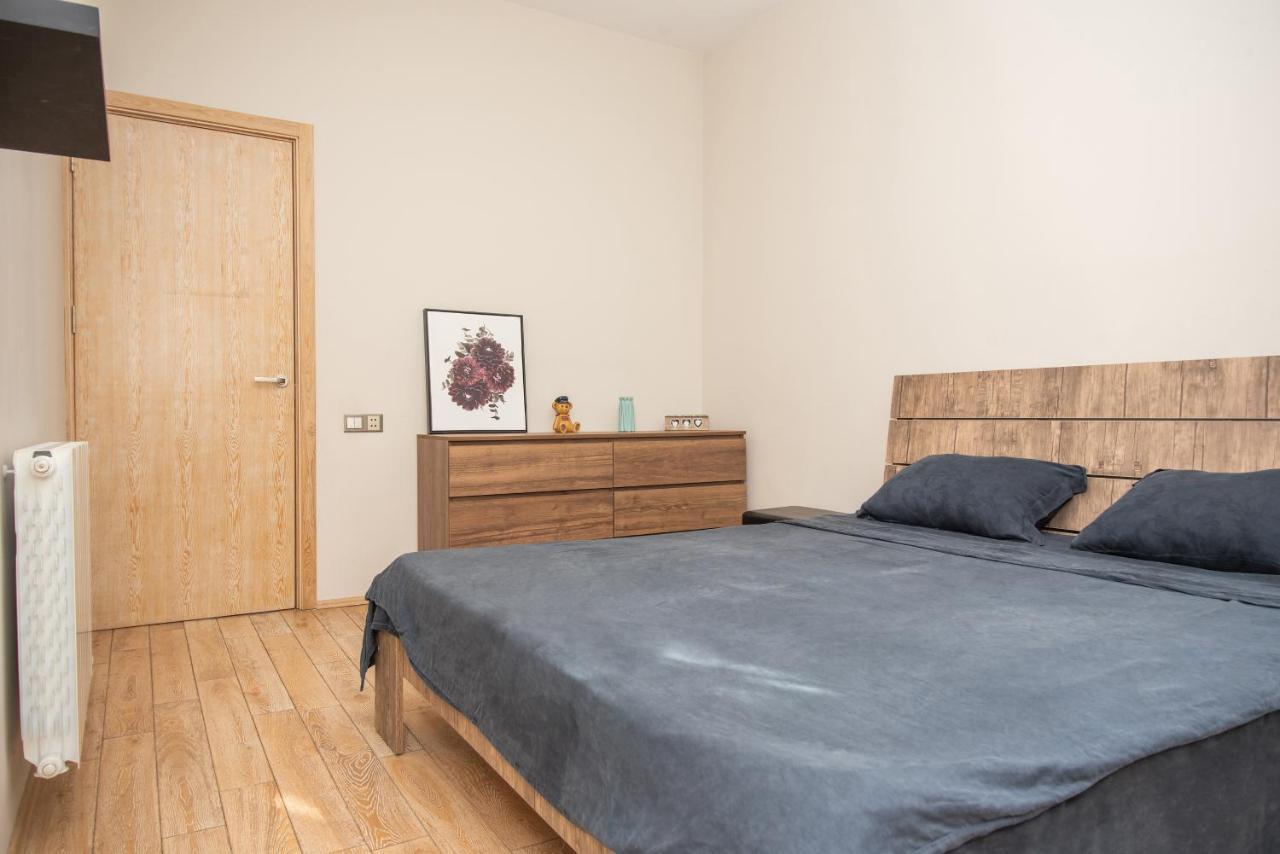 Luxury 4 Bedroom Apartment #1 In The City Center Of Tiflis Exterior foto