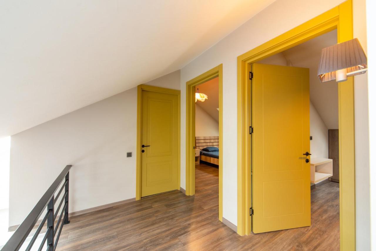 Luxury 4 Bedroom Apartment #1 In The City Center Of Tiflis Exterior foto