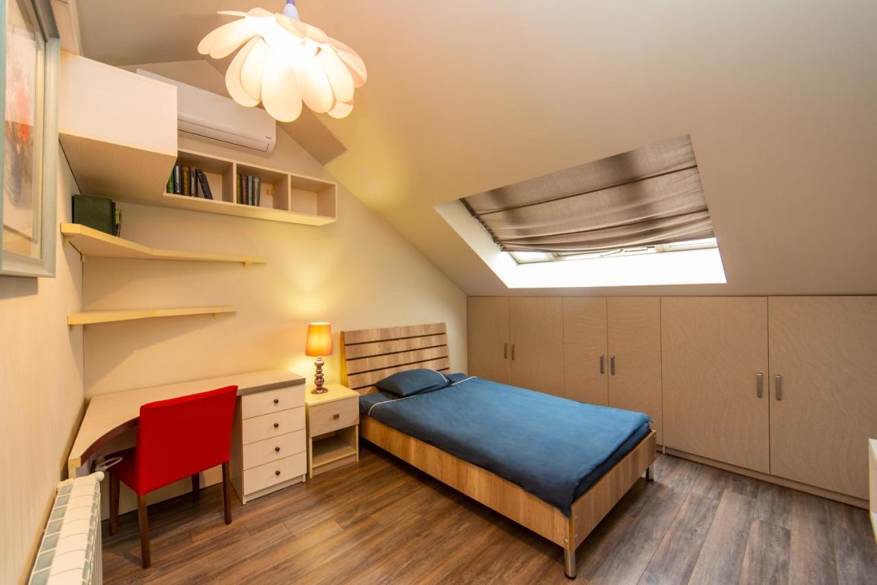 Luxury 4 Bedroom Apartment #1 In The City Center Of Tiflis Exterior foto