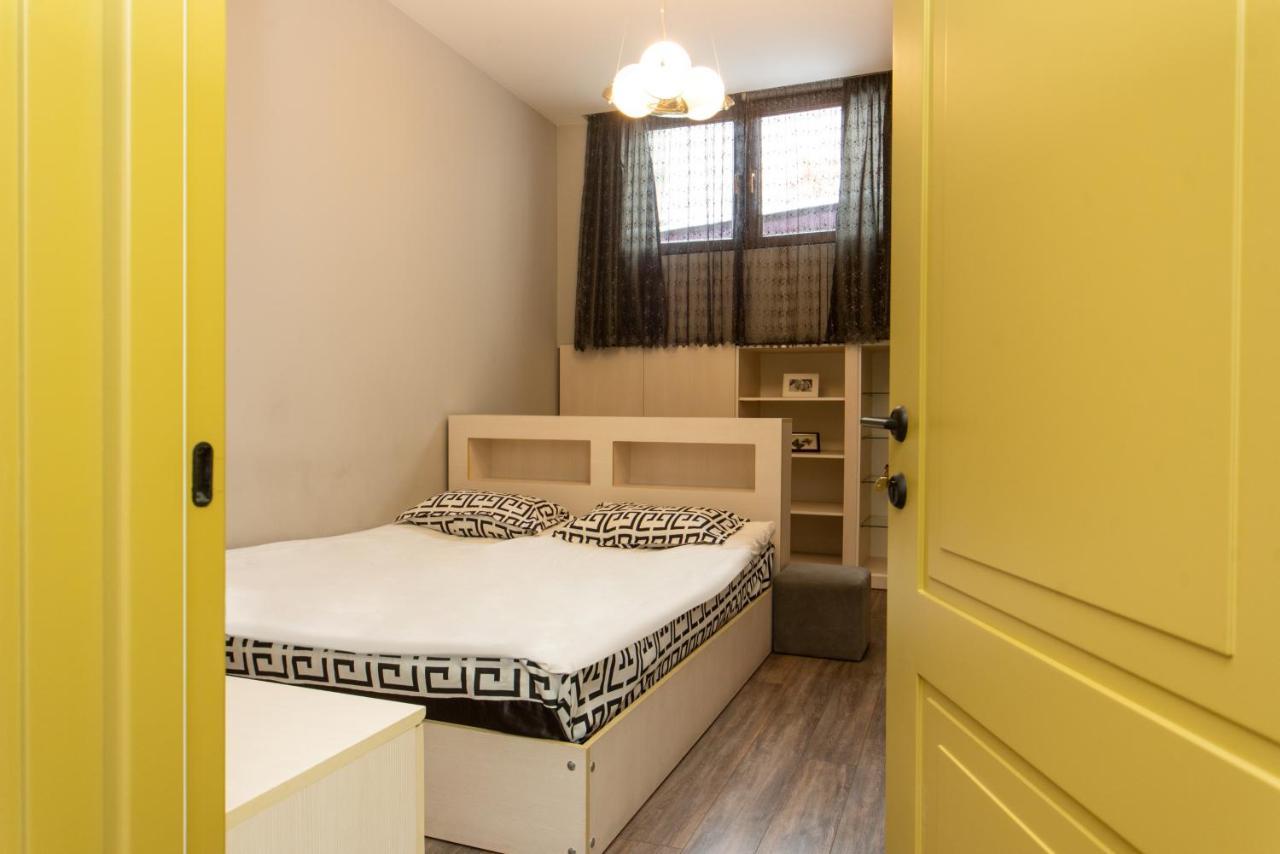 Luxury 4 Bedroom Apartment #1 In The City Center Of Tiflis Exterior foto