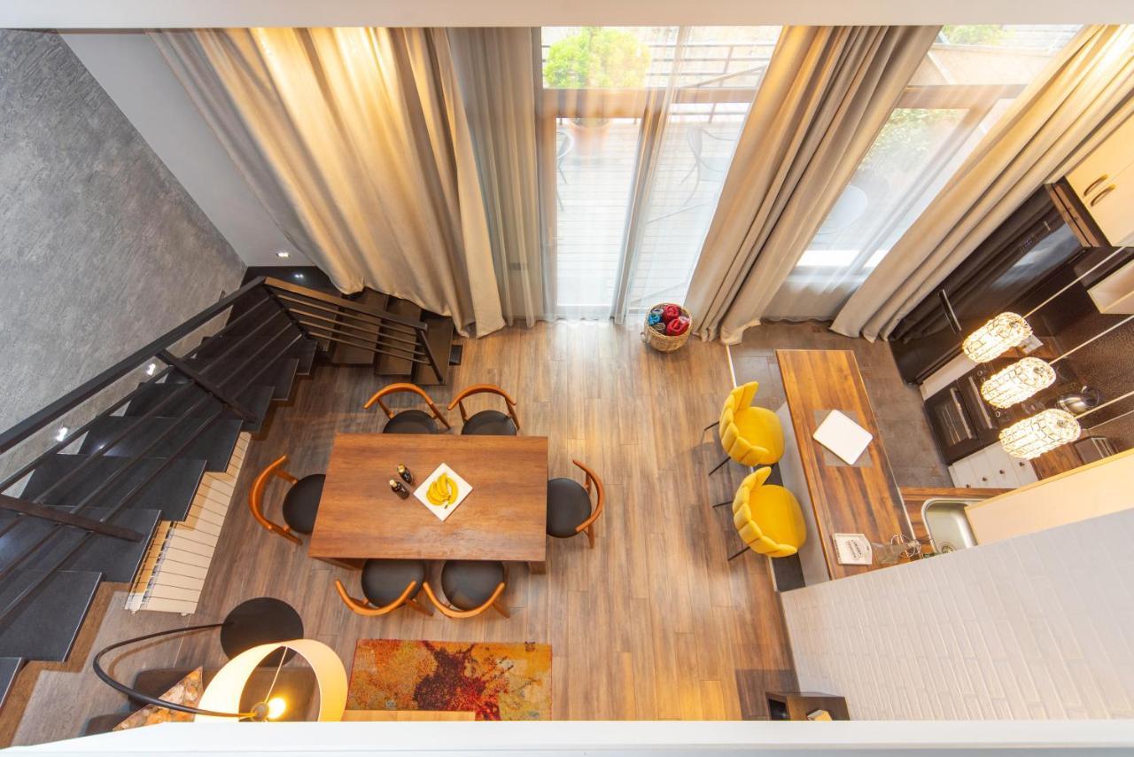 Luxury 4 Bedroom Apartment #1 In The City Center Of Tiflis Exterior foto
